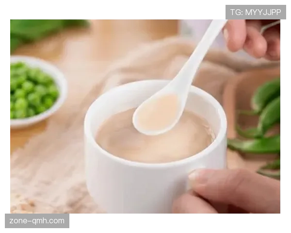 郑思维家的冰箱里塞满蛋白粉,连饮料都是按毫升算的